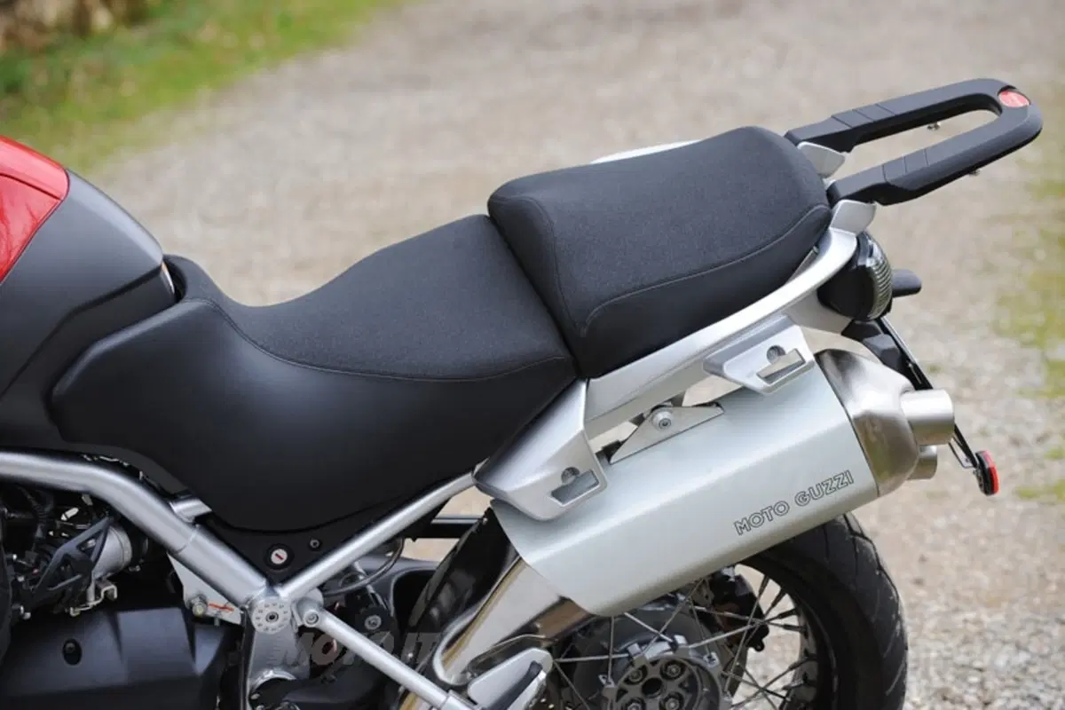 MOTO GUZZI Stelvio 1200 4V (4)