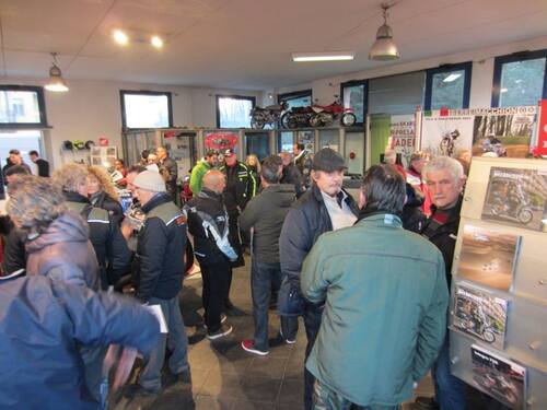 Grande successo per l'Africa Twin Christmas Party  (8)