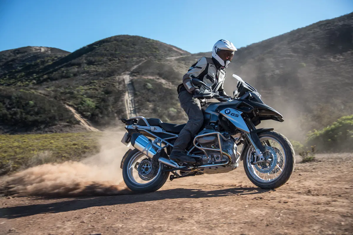 BMW R1200GS e X5 4.0d: la strana coppia in fuoristrada (6)