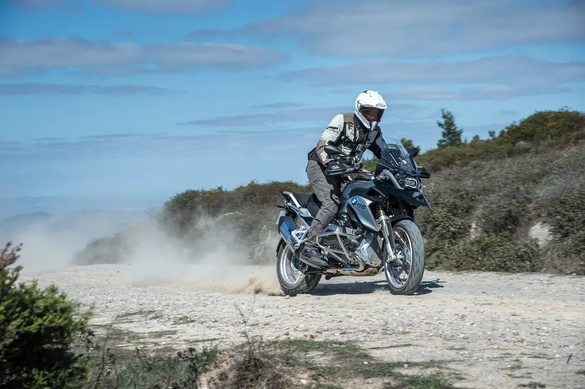 BMW R1200GS e X5 4.0d: la strana coppia in fuoristrada