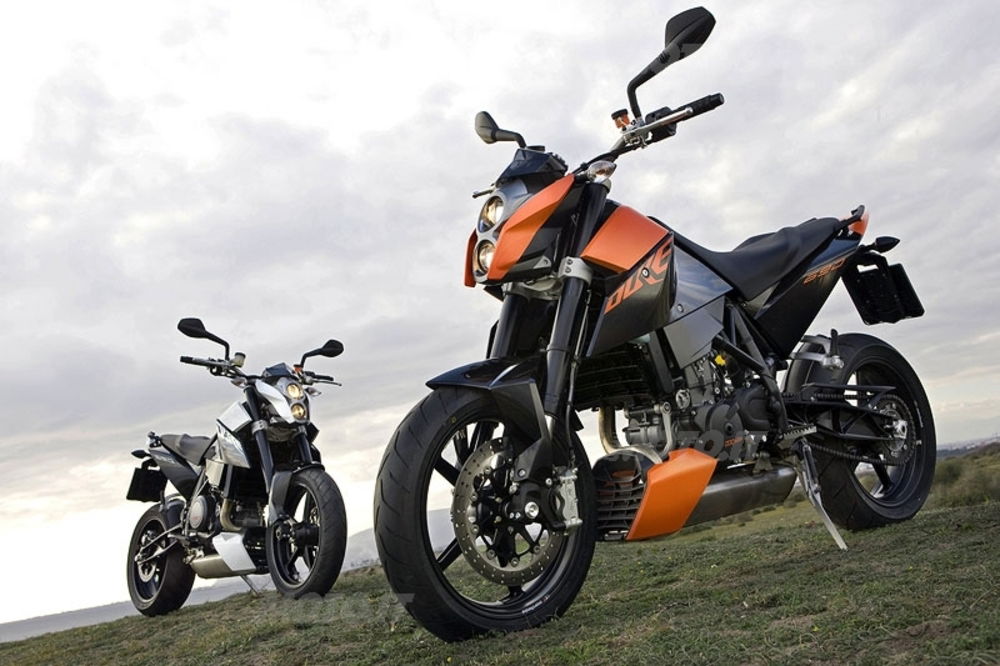 KTM  Duke 690