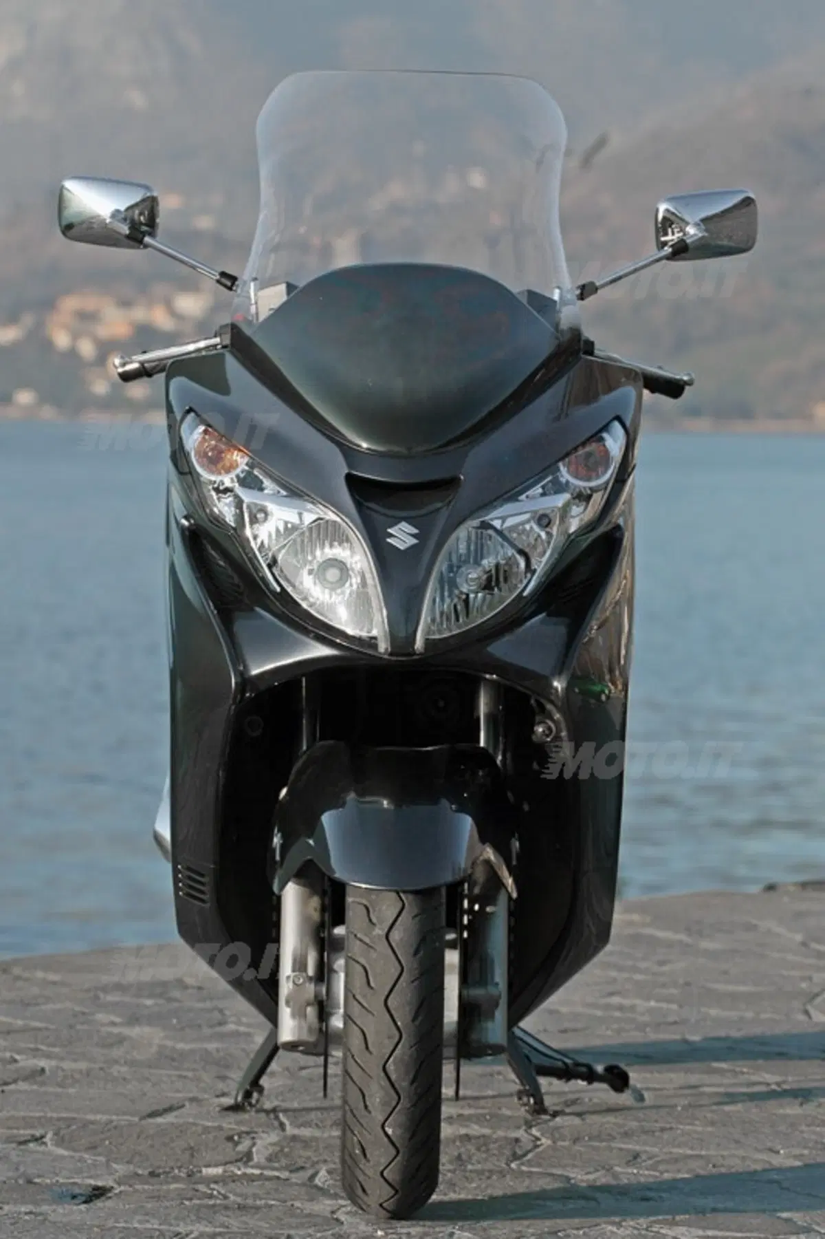 SUZUKI  Burgman AN 400 K8 (3)