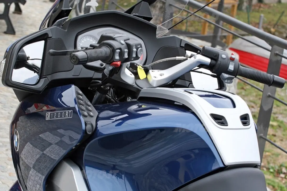 BMW R 1200 RT (4)