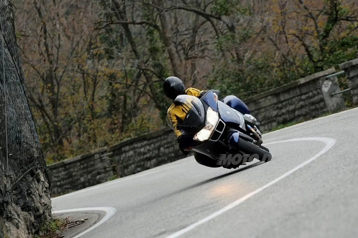 BMW R 1200 RT (10)
