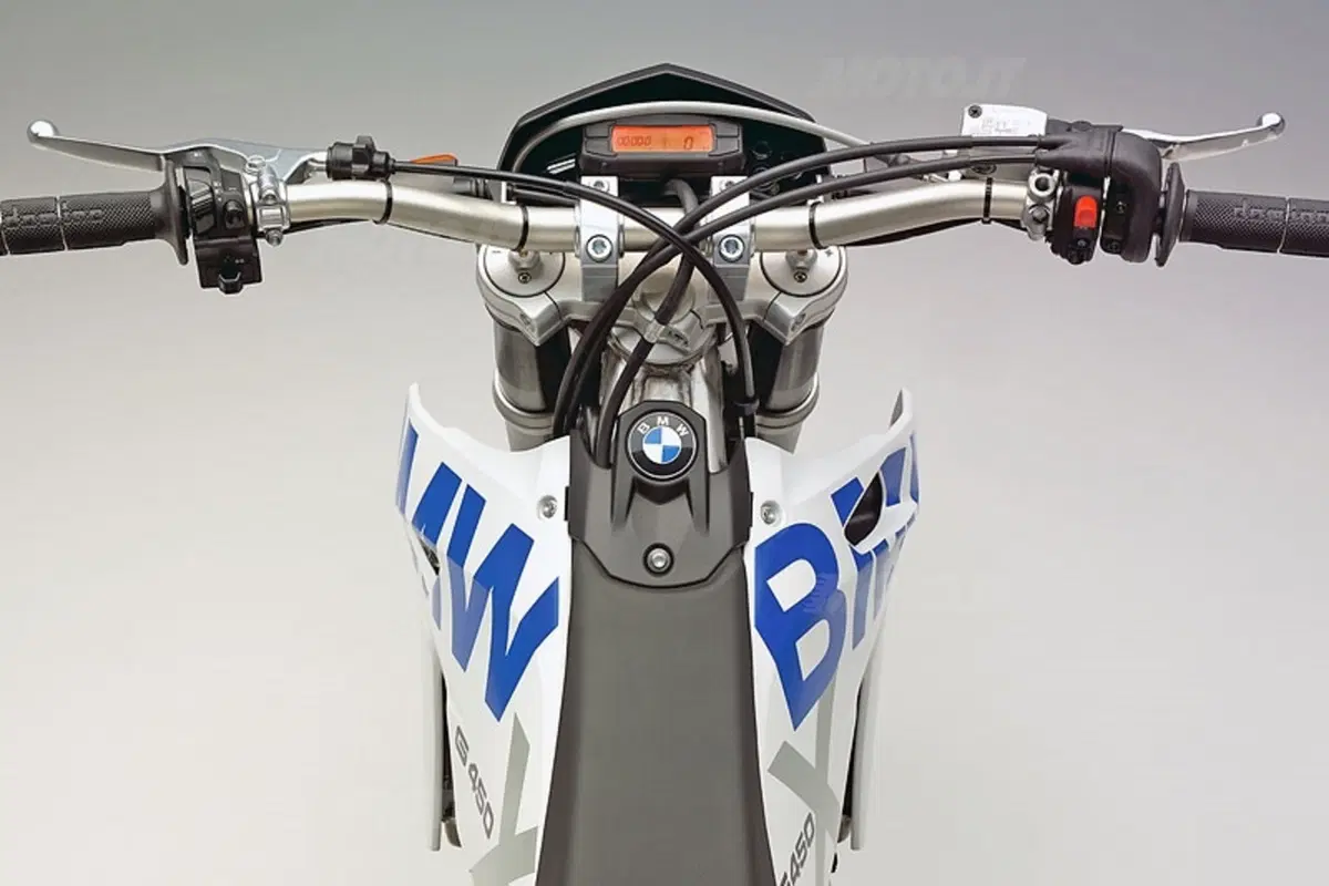 BMW G 450 X (5)
