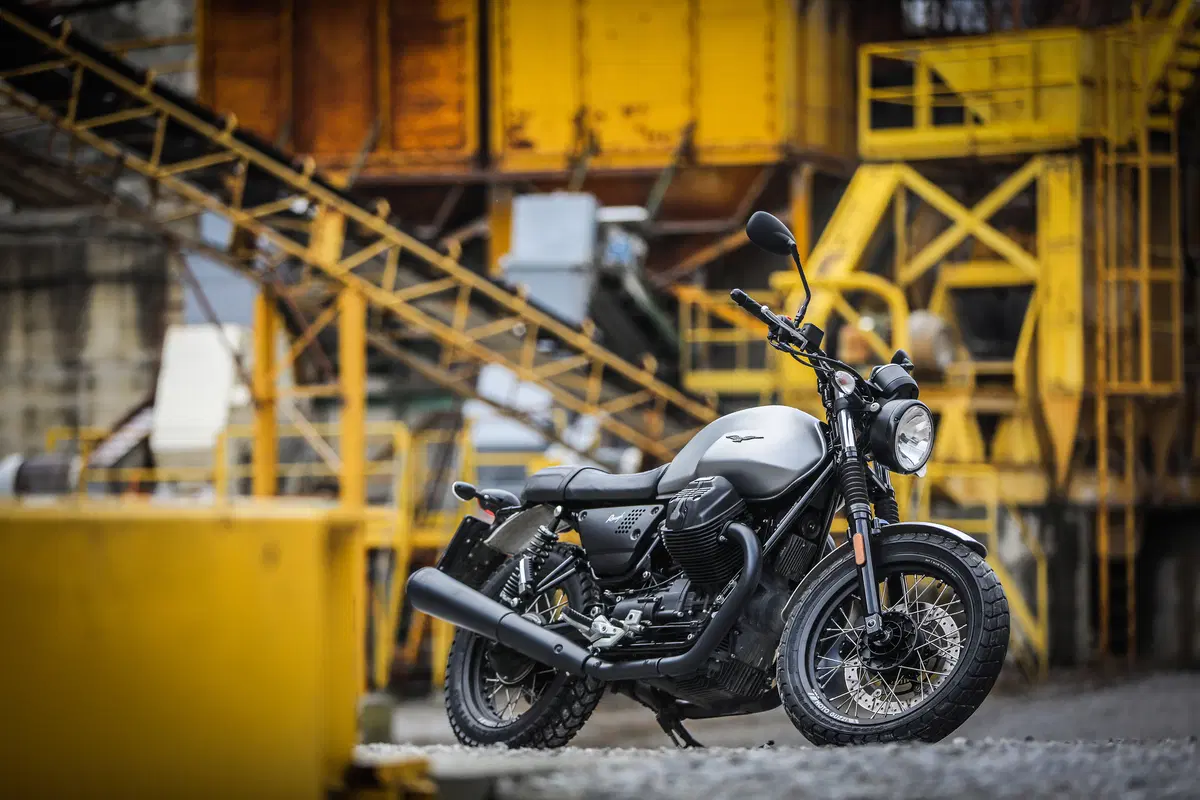Moto Guzzi V7 III 2018, il test delle tre nuove versioni  (37)