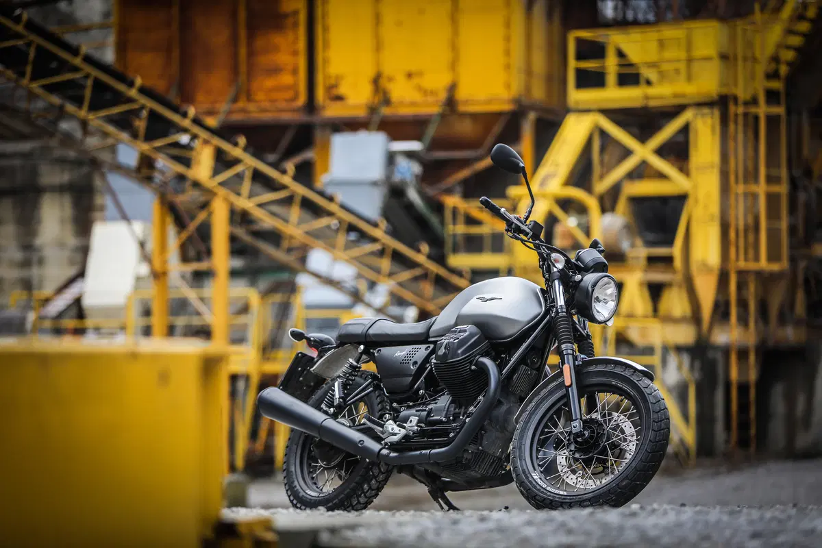 Moto Guzzi V7 III 2018, il test delle tre nuove versioni  (42)