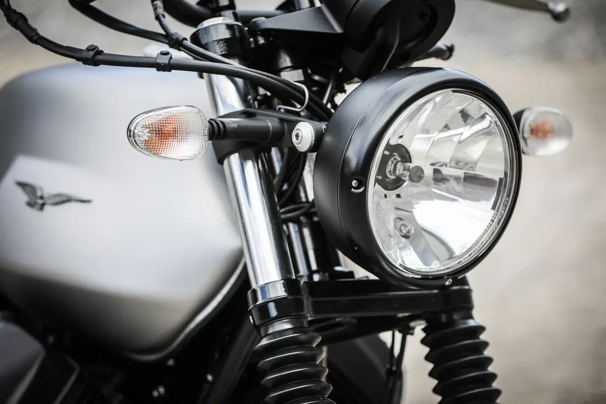 Moto Guzzi V7 III 2018, il test delle tre nuove versioni  (57)