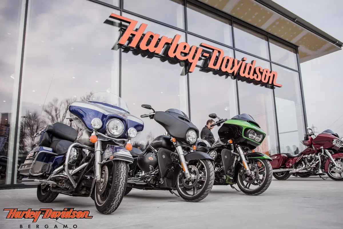 Harley-Davidson Bergamo, nuova sede con area relax e più abbigliamento (5)