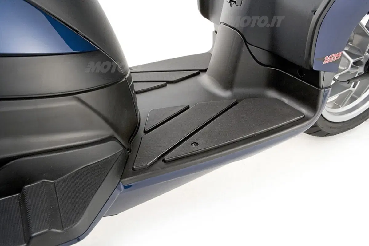 APRILIA Sportcity One e Cube (5)