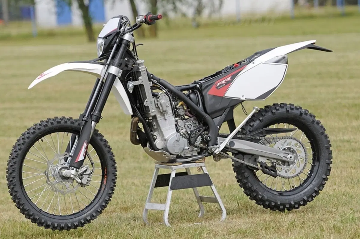 BETAMOTOR RR Enduro 2009 (3)