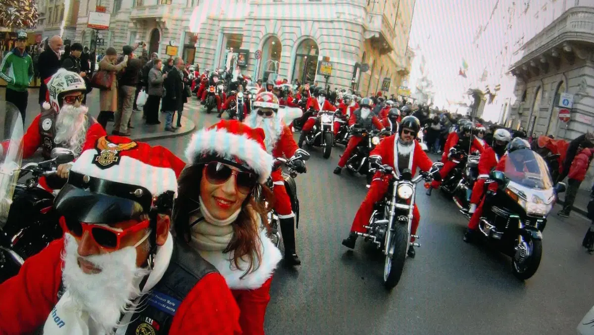 Roma: Babbi Natale in Harley-Davidson (14)