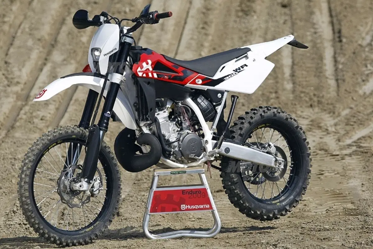 HUSQVARNA Enduro 2009  (6)
