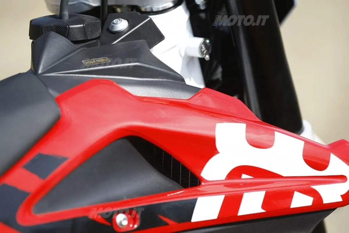 HUSQVARNA Enduro 2009  (9)