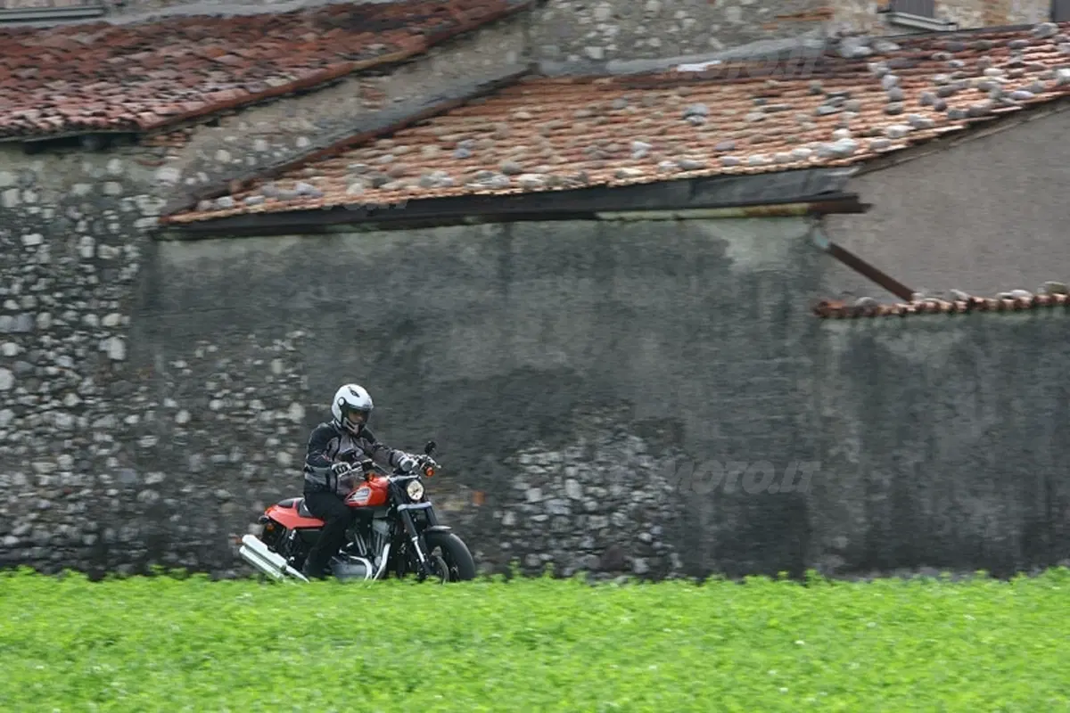 HARLEY-DAVIDSON XR 1200 (16)
