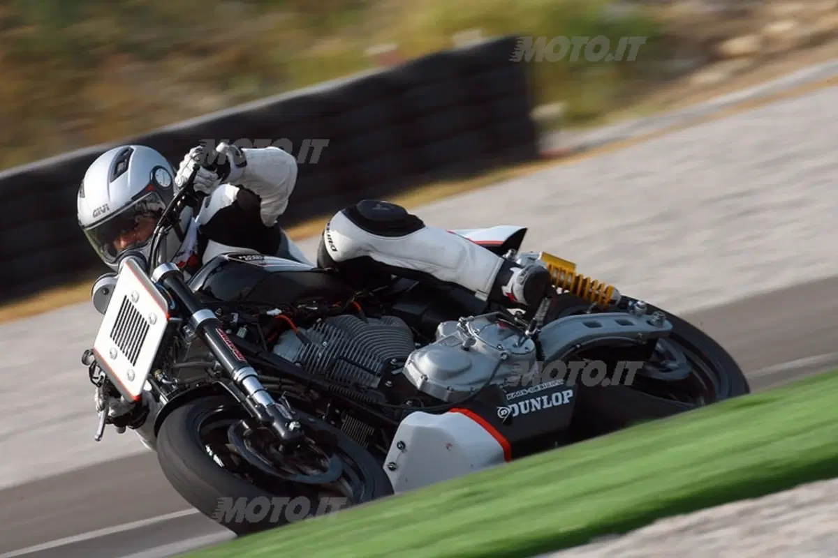 HARLEY-DAVIDSON XR 1200 (19)