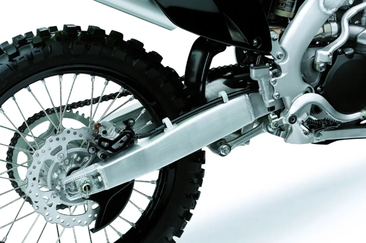 KAWASAKI KX 250F e KX 450F (8)