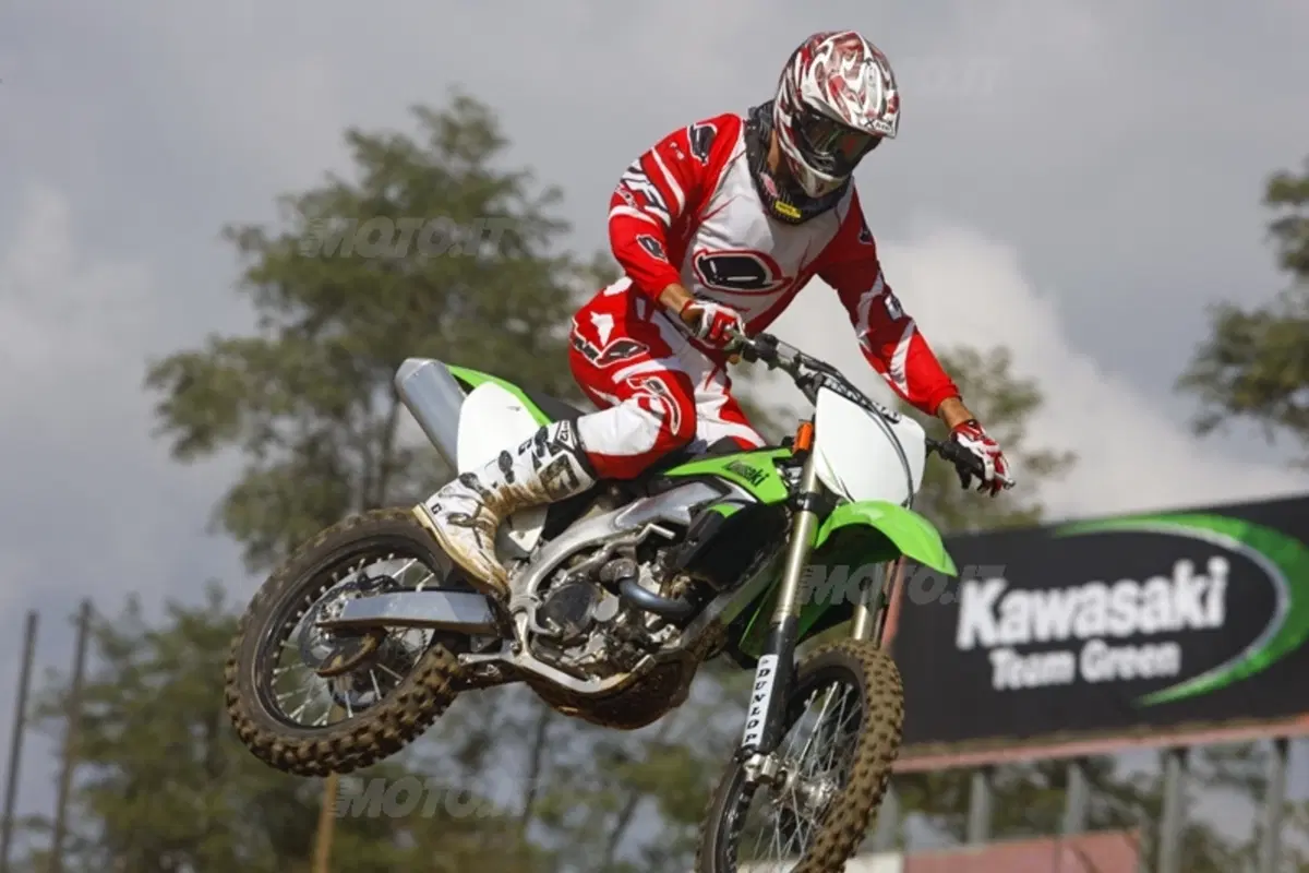 KAWASAKI KX 250F e KX 450F (13)