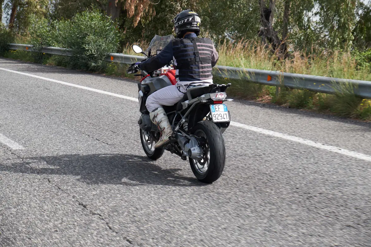 Test gomme maxienduro: Metzeler Karoo Street, Extreme, 3 (3)