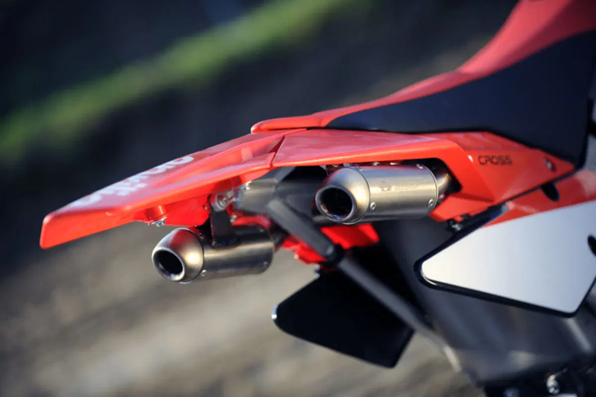 APRILIA MXV 450 (8)