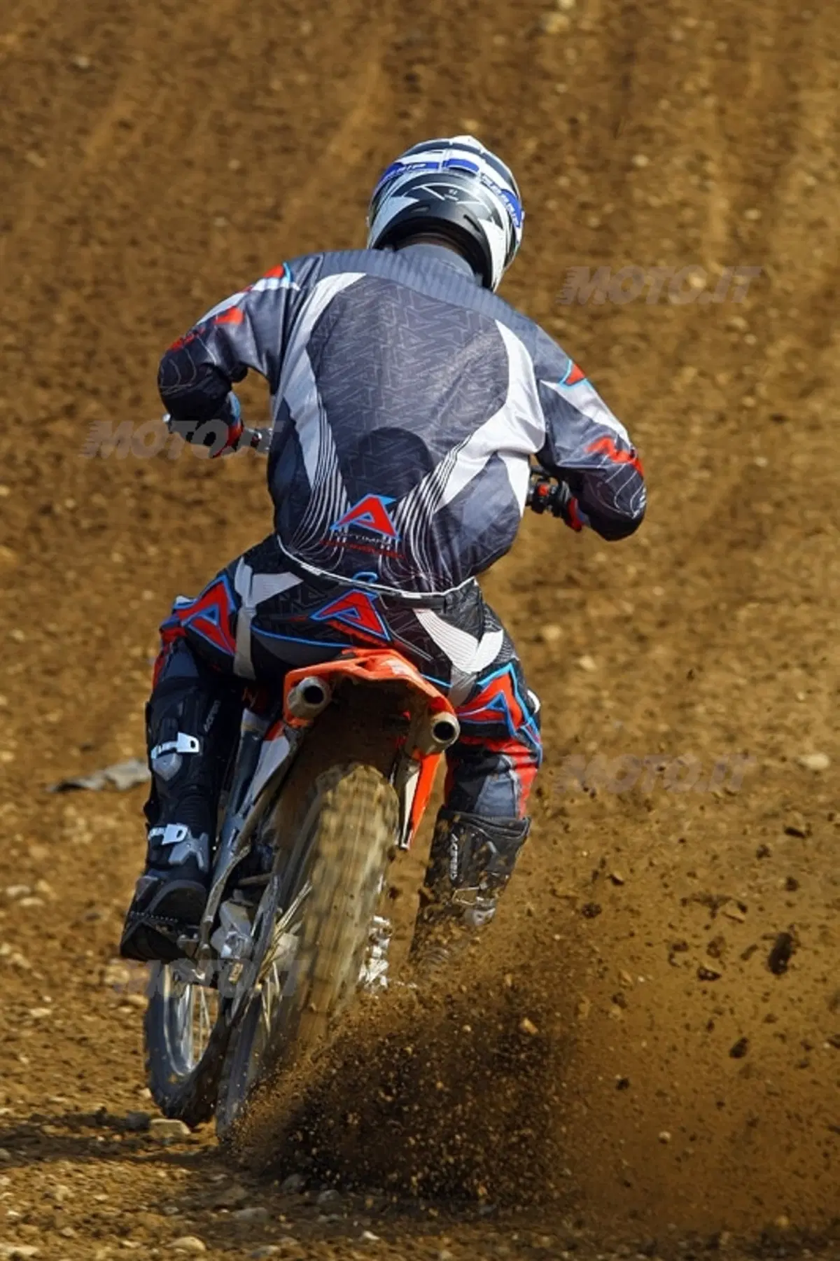 APRILIA MXV 450 (15)