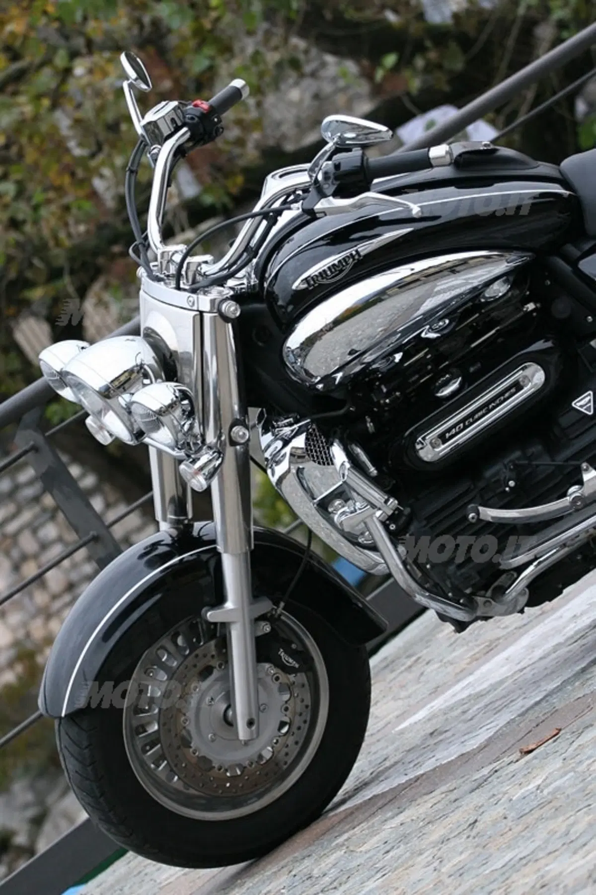 TRIUMPH Rocket III Touring (5)