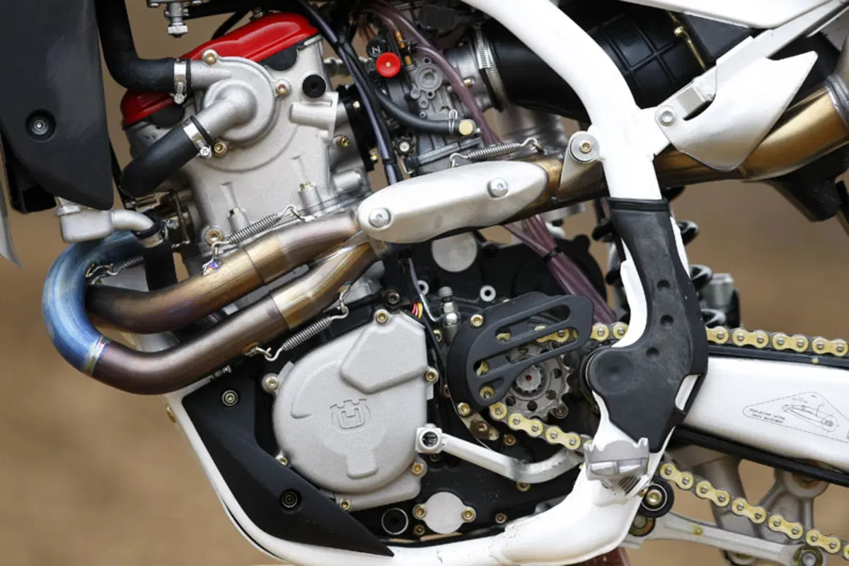 HUSQVARNA CR 125 - TC 450 (8)