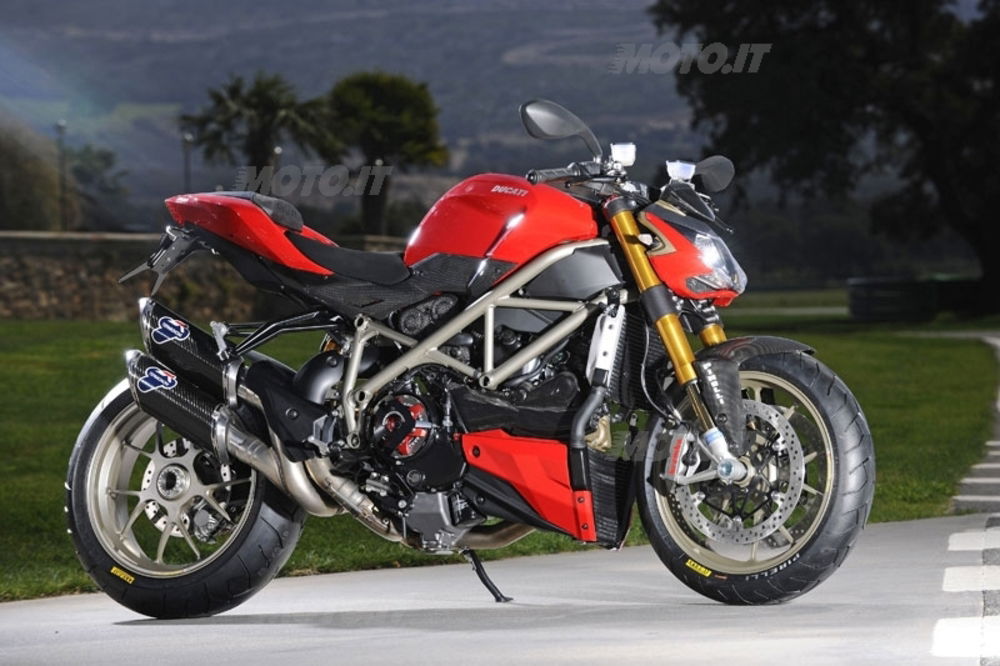 DUCATI Streetfighter