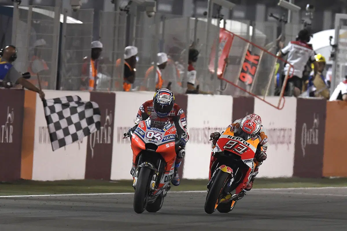 GALLERY - MotoGP 2018. Le foto più belle del GP del Qatar (11)