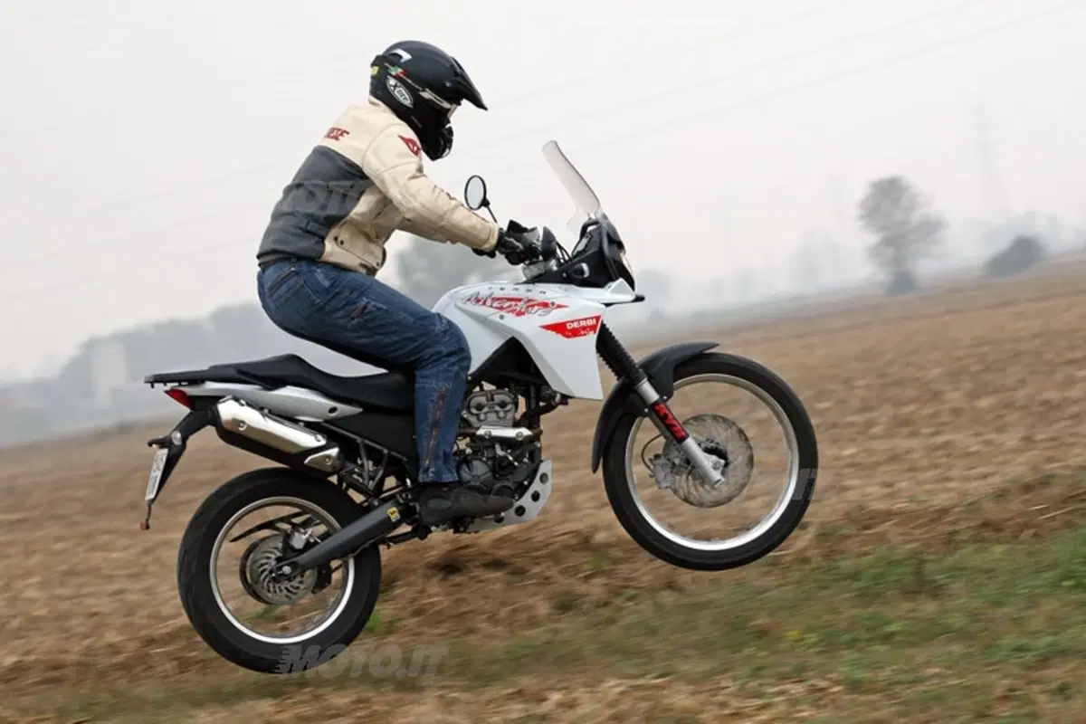 DERBI Terra Adventure 125 (11)