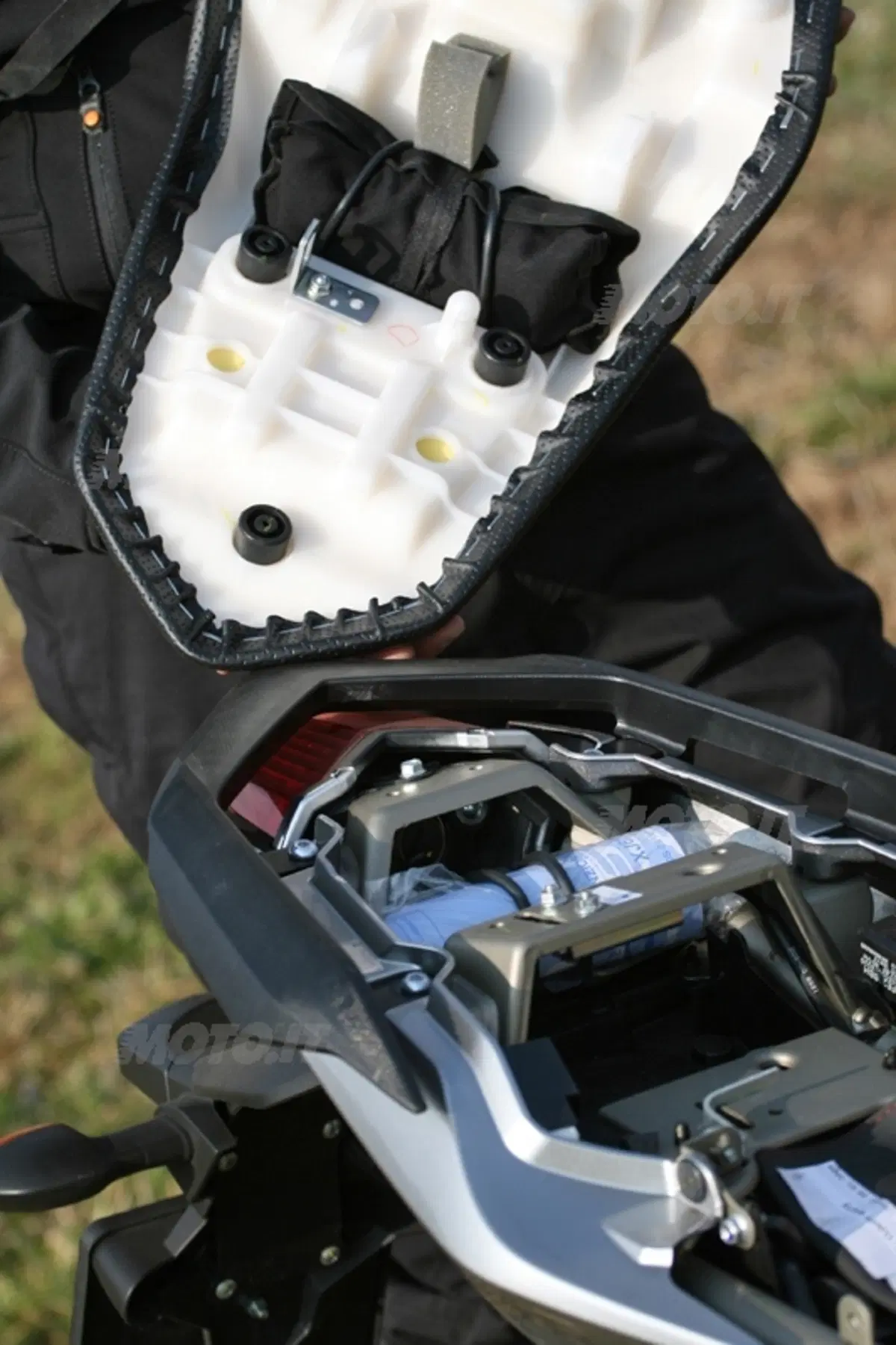 YAMAHA XJ6 (10)