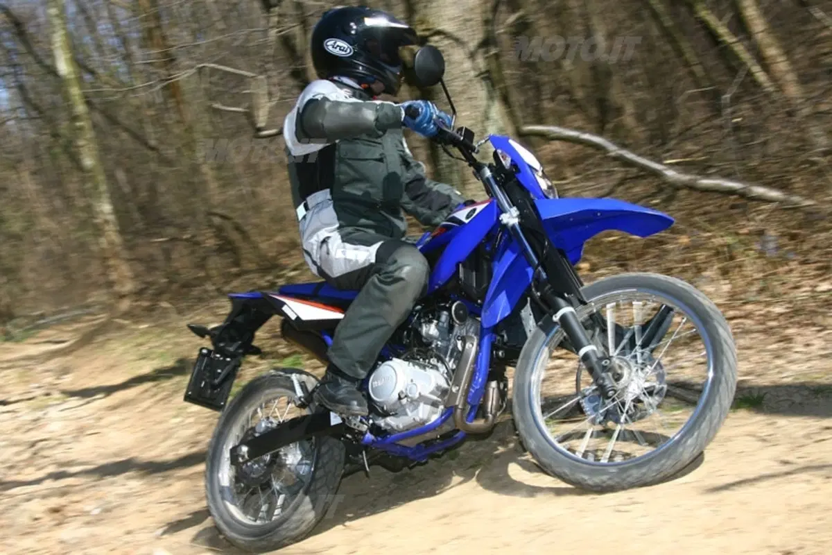 YAMAHA WR 125X - WR 125R (10)