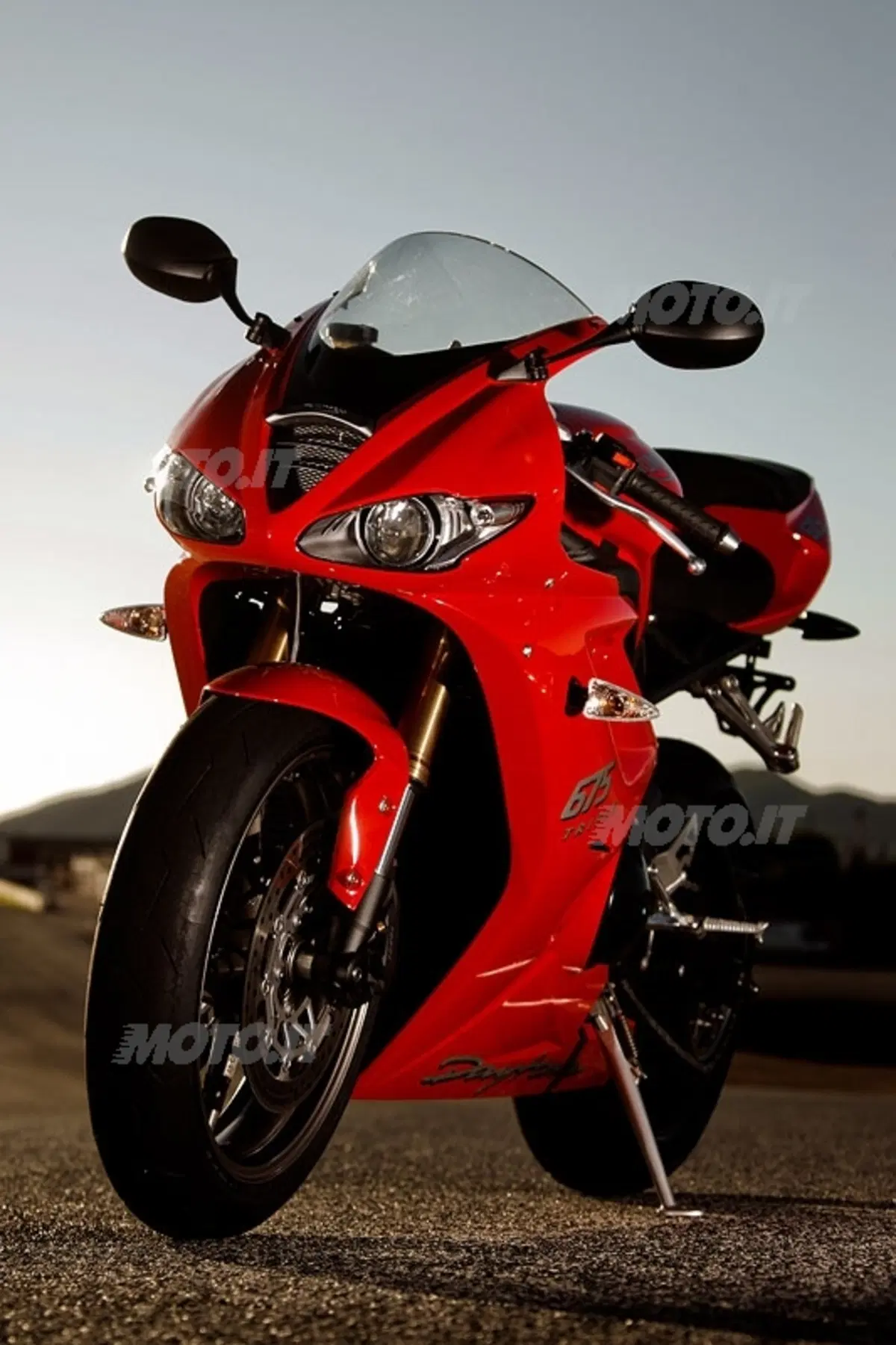 TRIUMPH Daytona 675 (5)