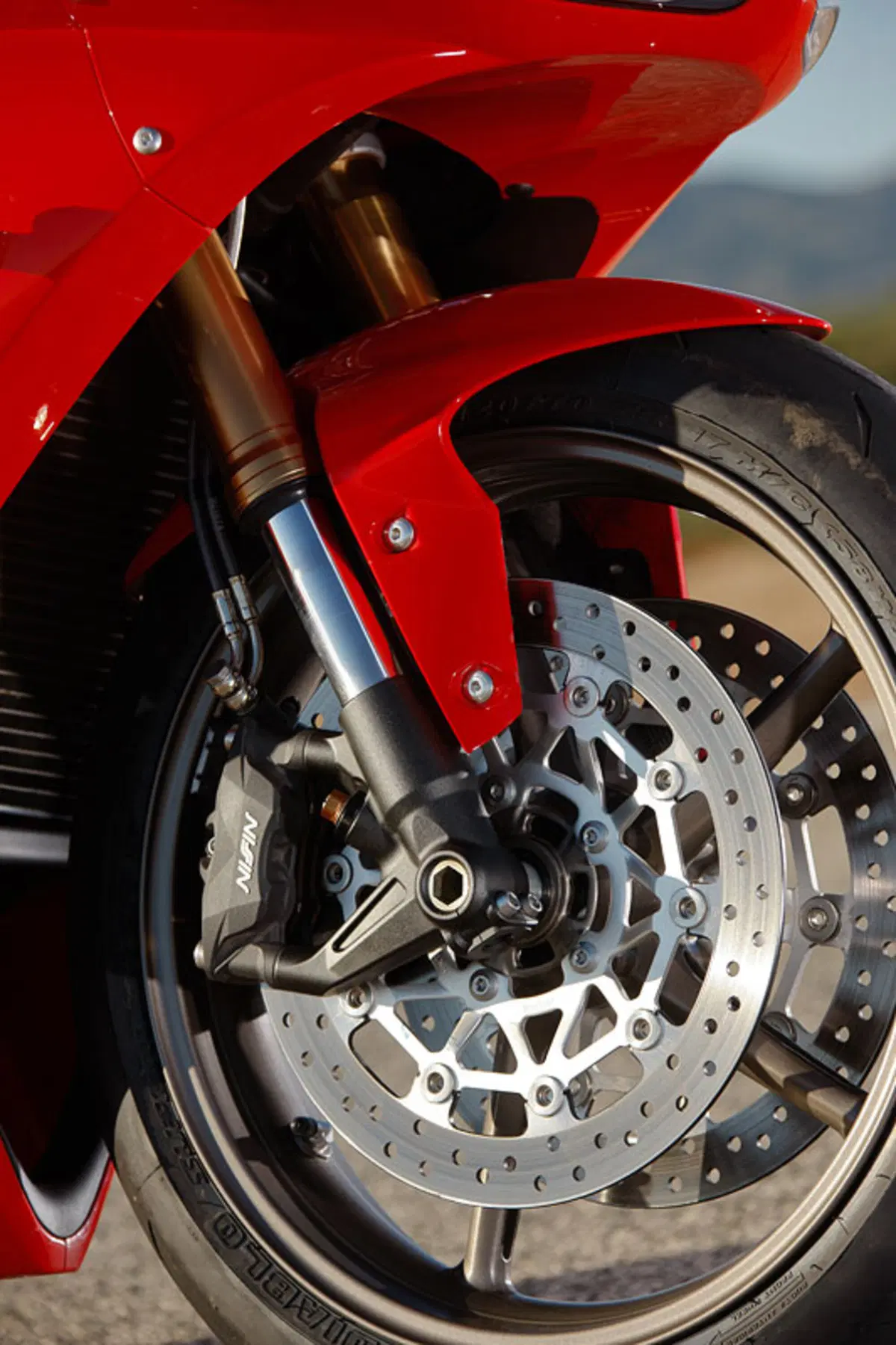 TRIUMPH Daytona 675 (8)