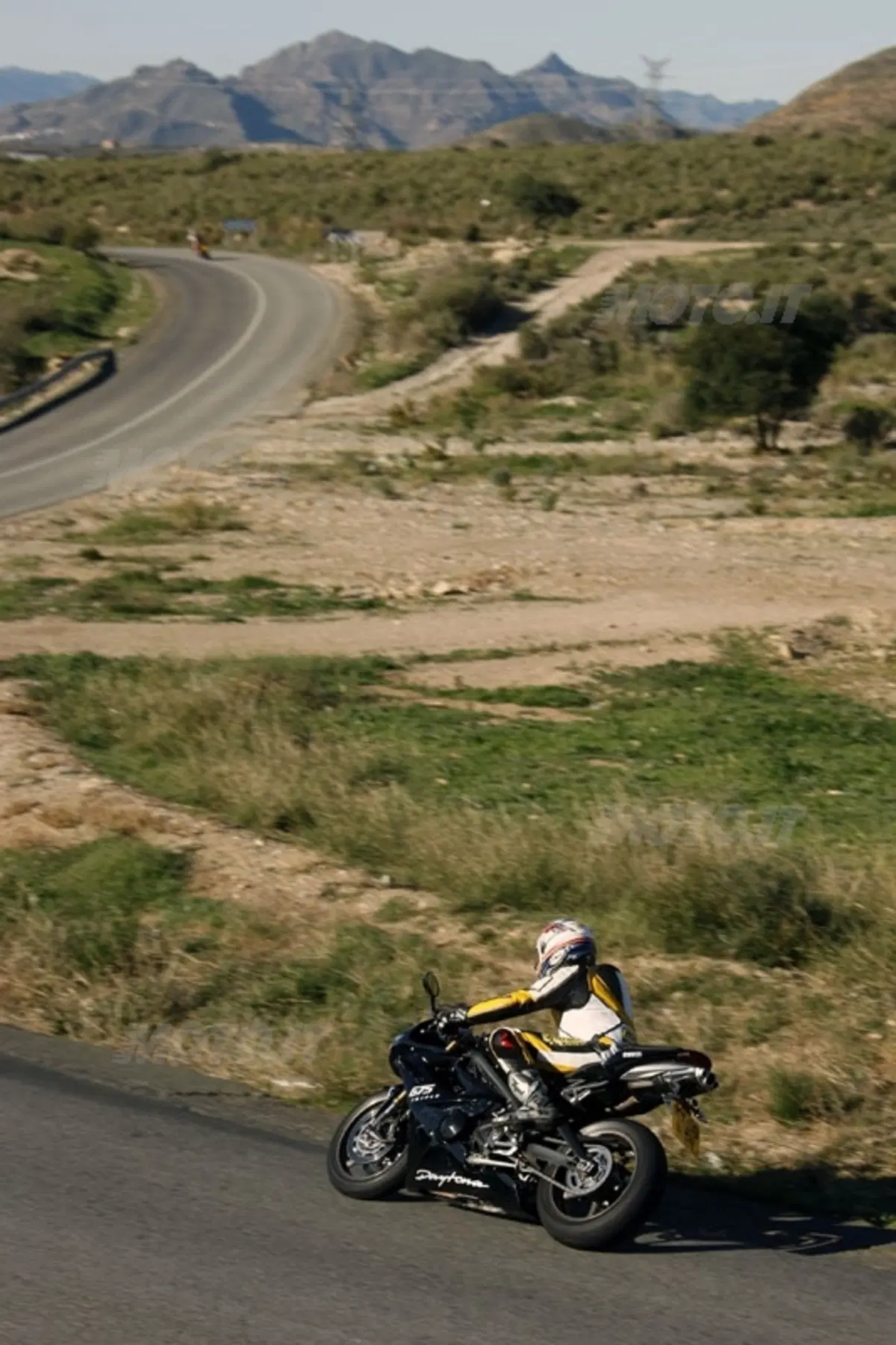 TRIUMPH Daytona 675 (17)