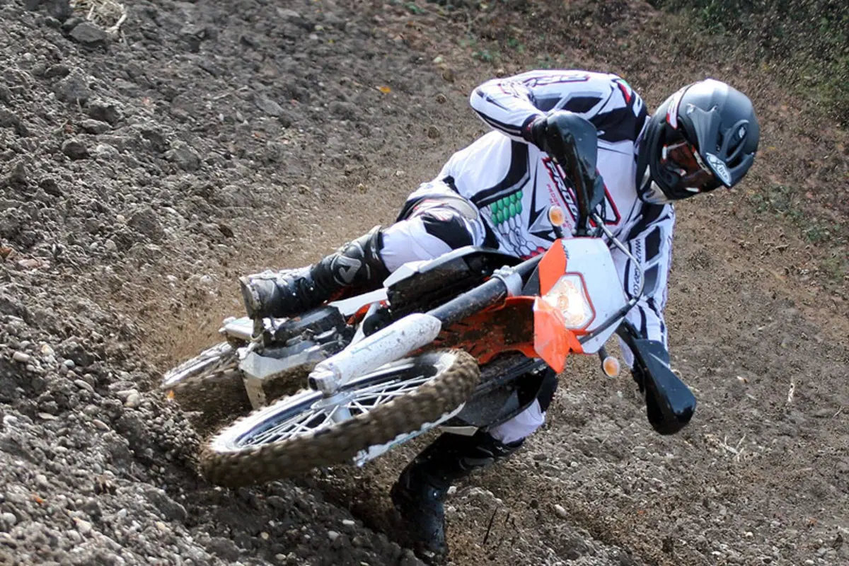 KTM 690 Enduro R (7)