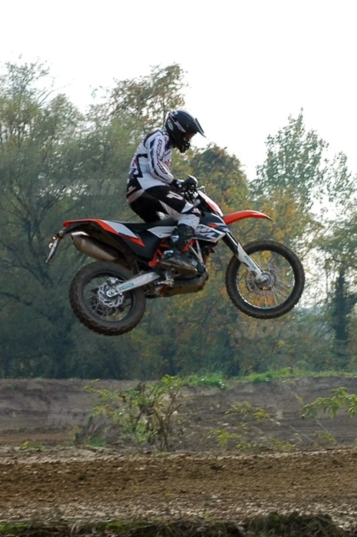 KTM 690 Enduro R (10)
