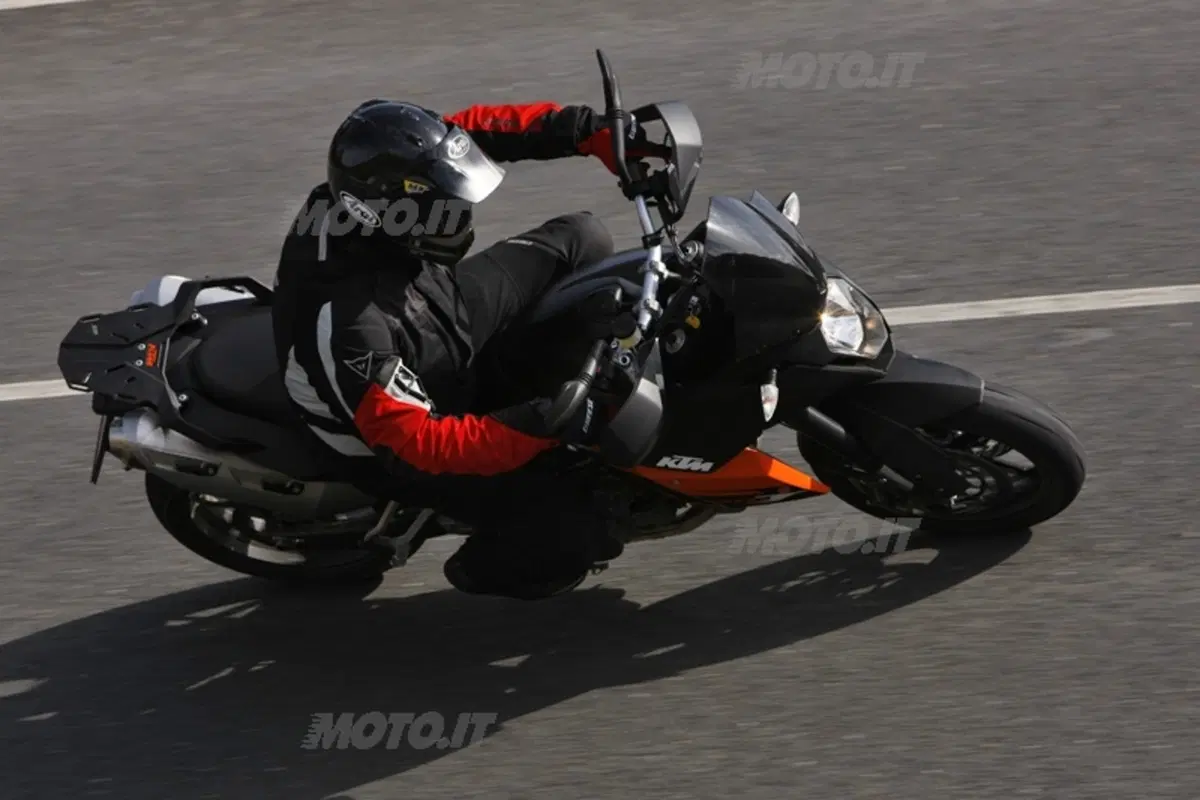 KTM 990 SM T (12)