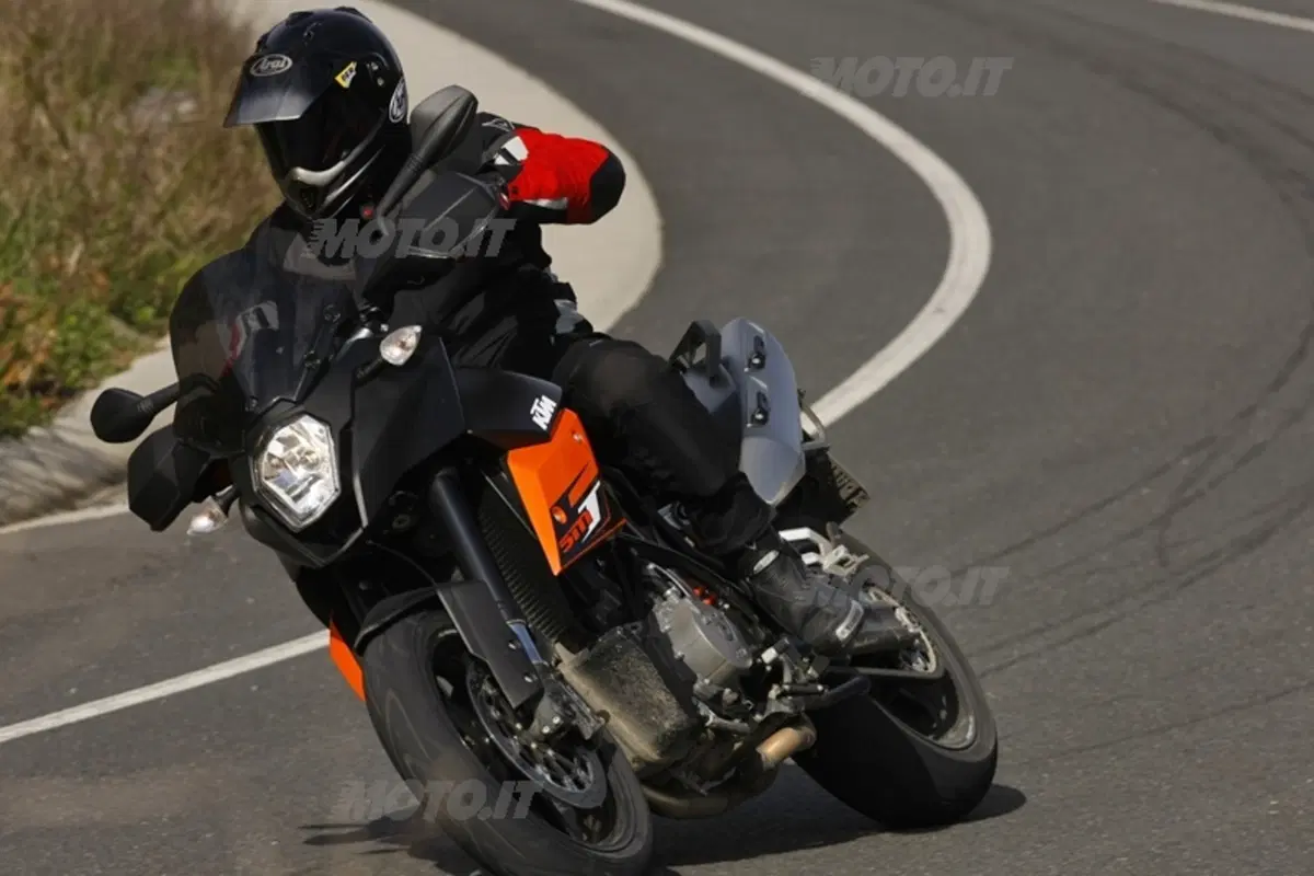 KTM 990 SM T (15)