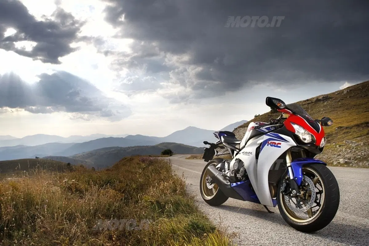 HONDA CBR 600RR C-ABS e CBR 1000RR C-ABS (5)