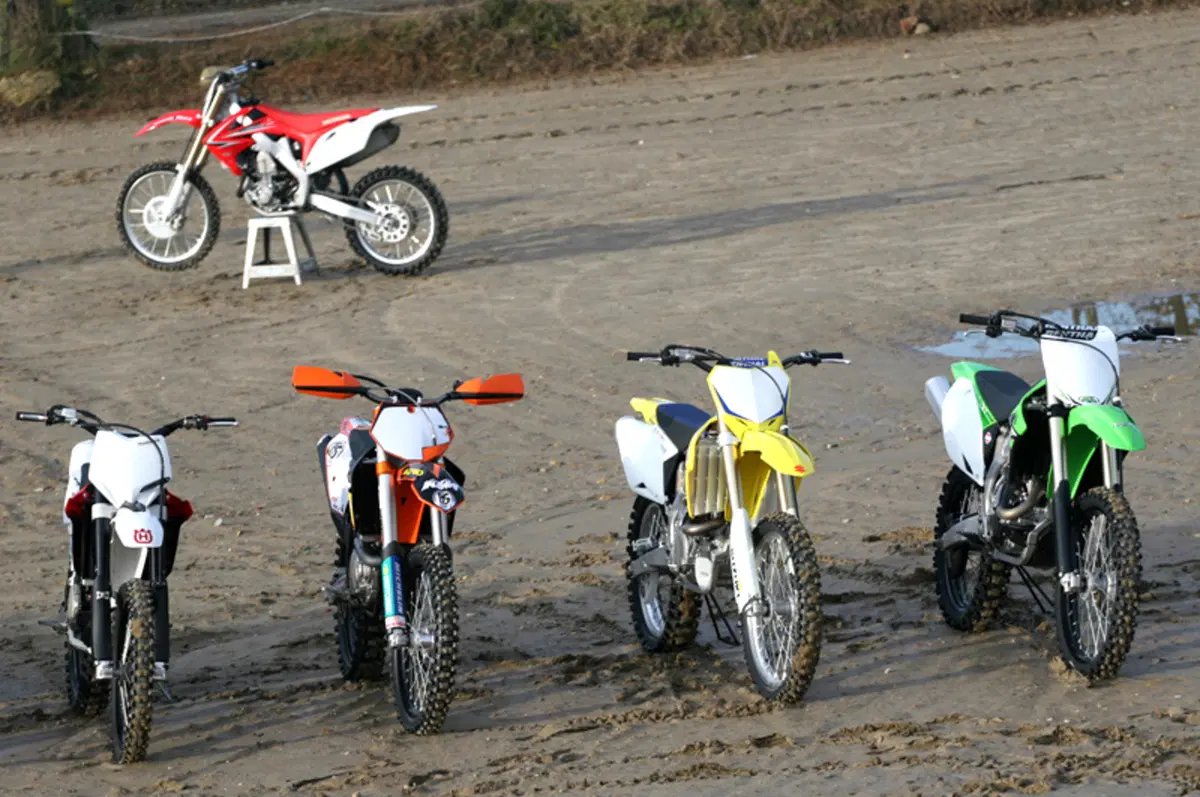 COMPARATIVA 450 Cross 2009 (8)