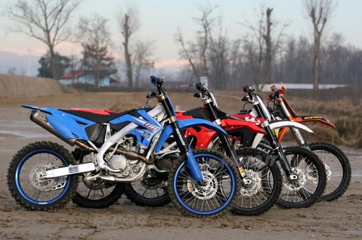 COMPARATIVA 450 Cross 2009 (9)