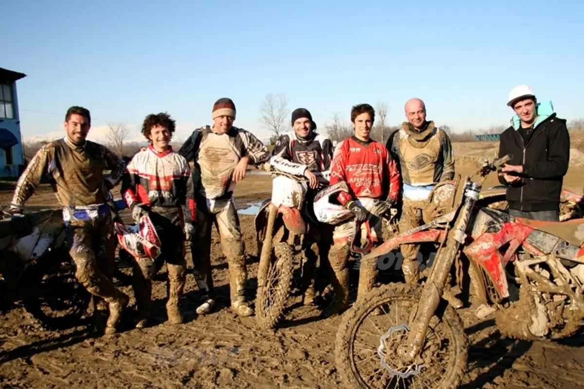 COMPARATIVA 450 Cross 2009 (10)
