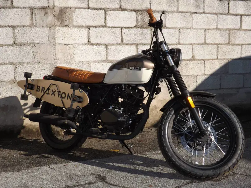 Brixton Motorcycles BX 125 X Scrambler EFI (2017 - 19) (2)