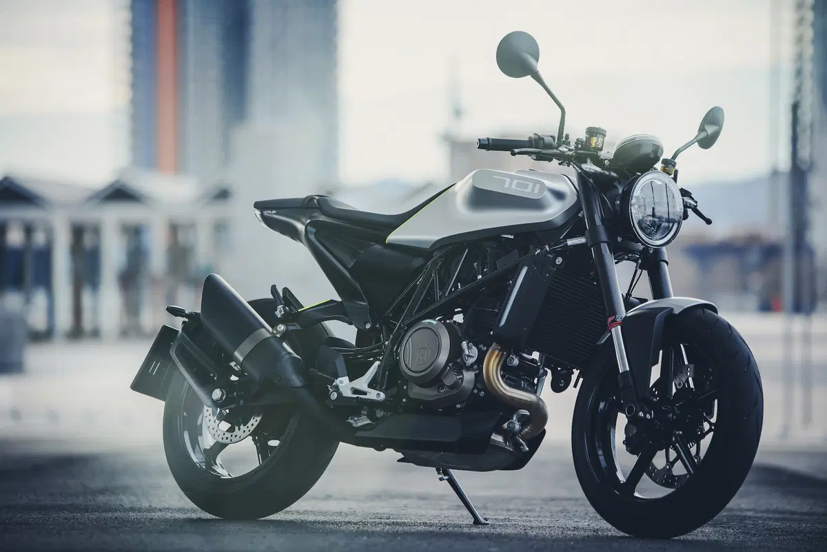 Husqvarna Vitpilen 701: dinamica e raffinata (7)