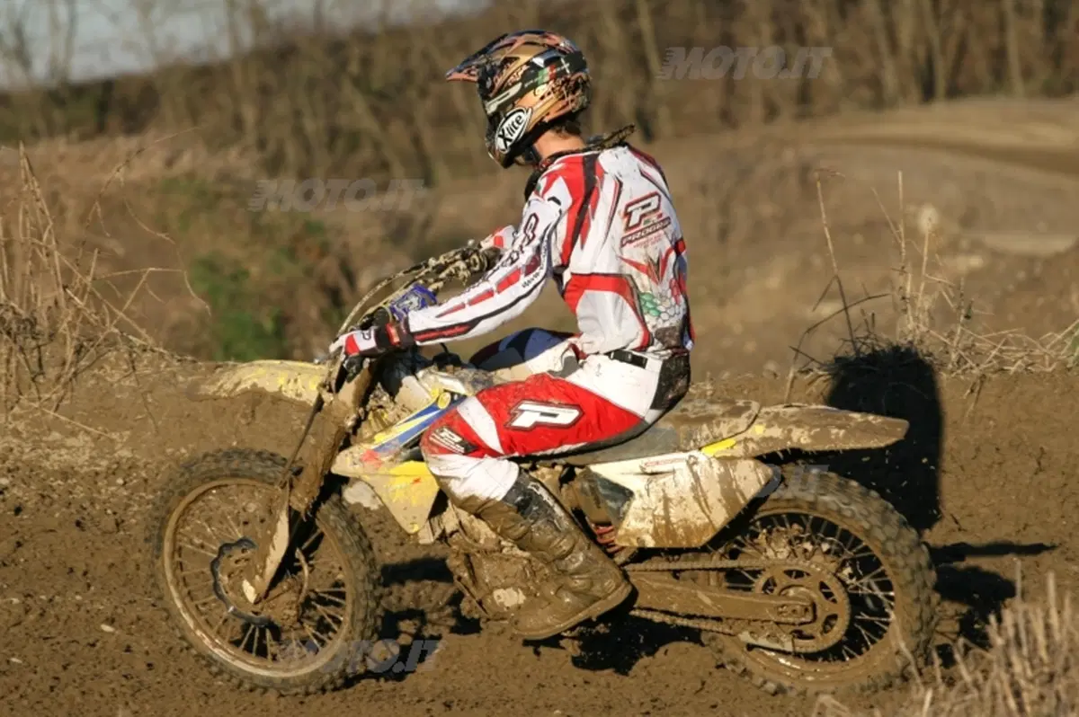 COMPARATIVA 450 Cross 2009 (16)