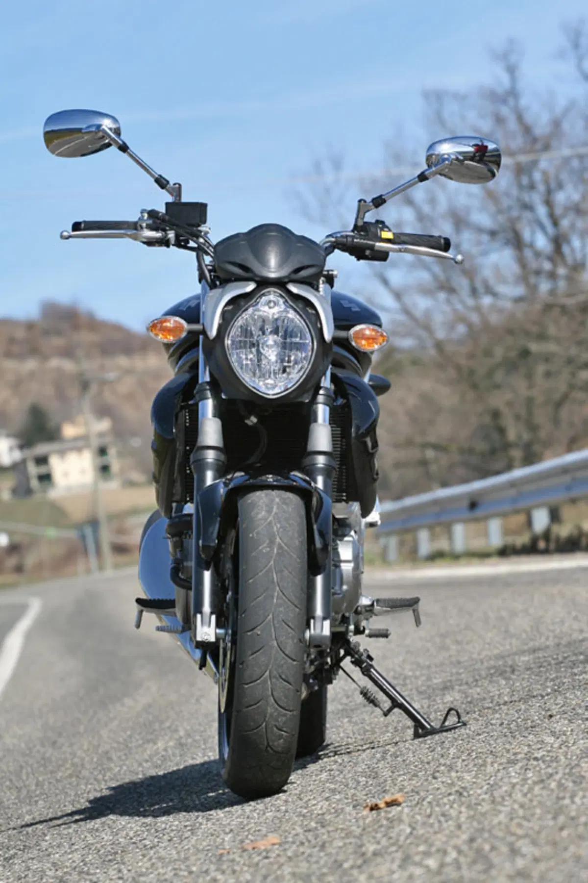 SUZUKI Gladius 650 (8)