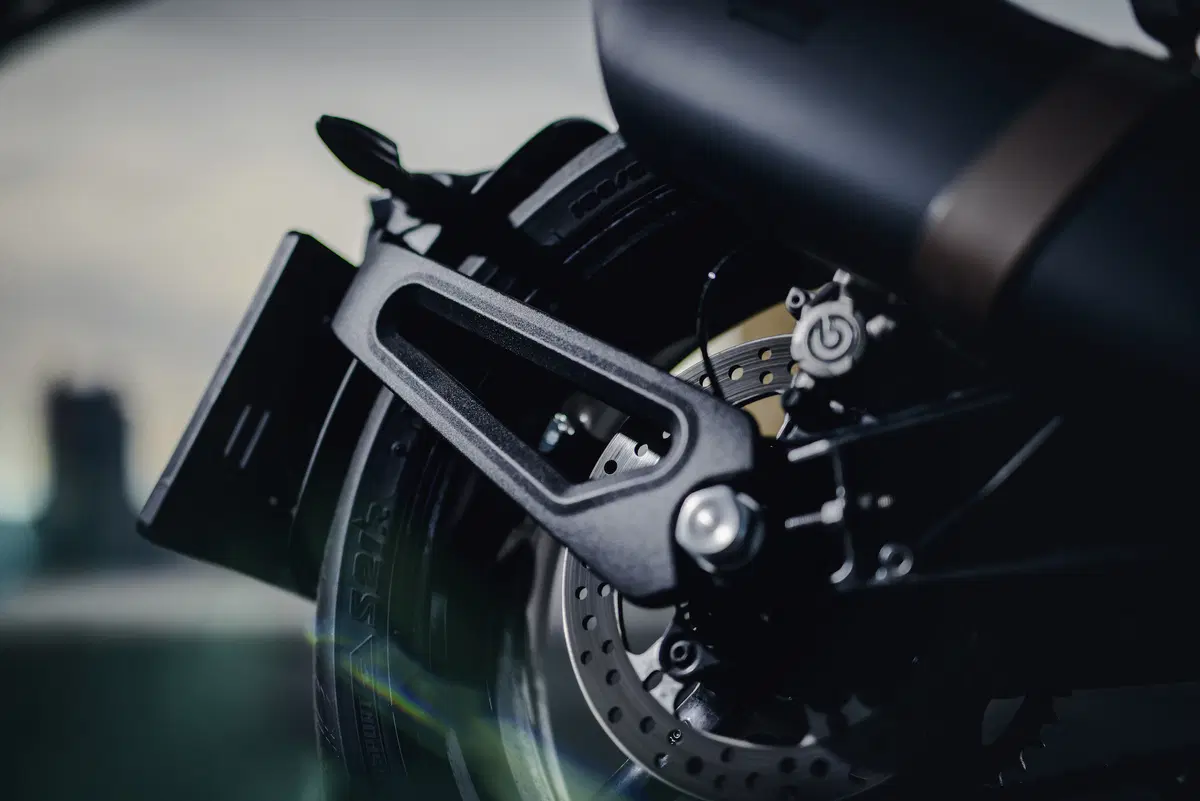 Husqvarna Vitpilen 701: dinamica e raffinata (23)