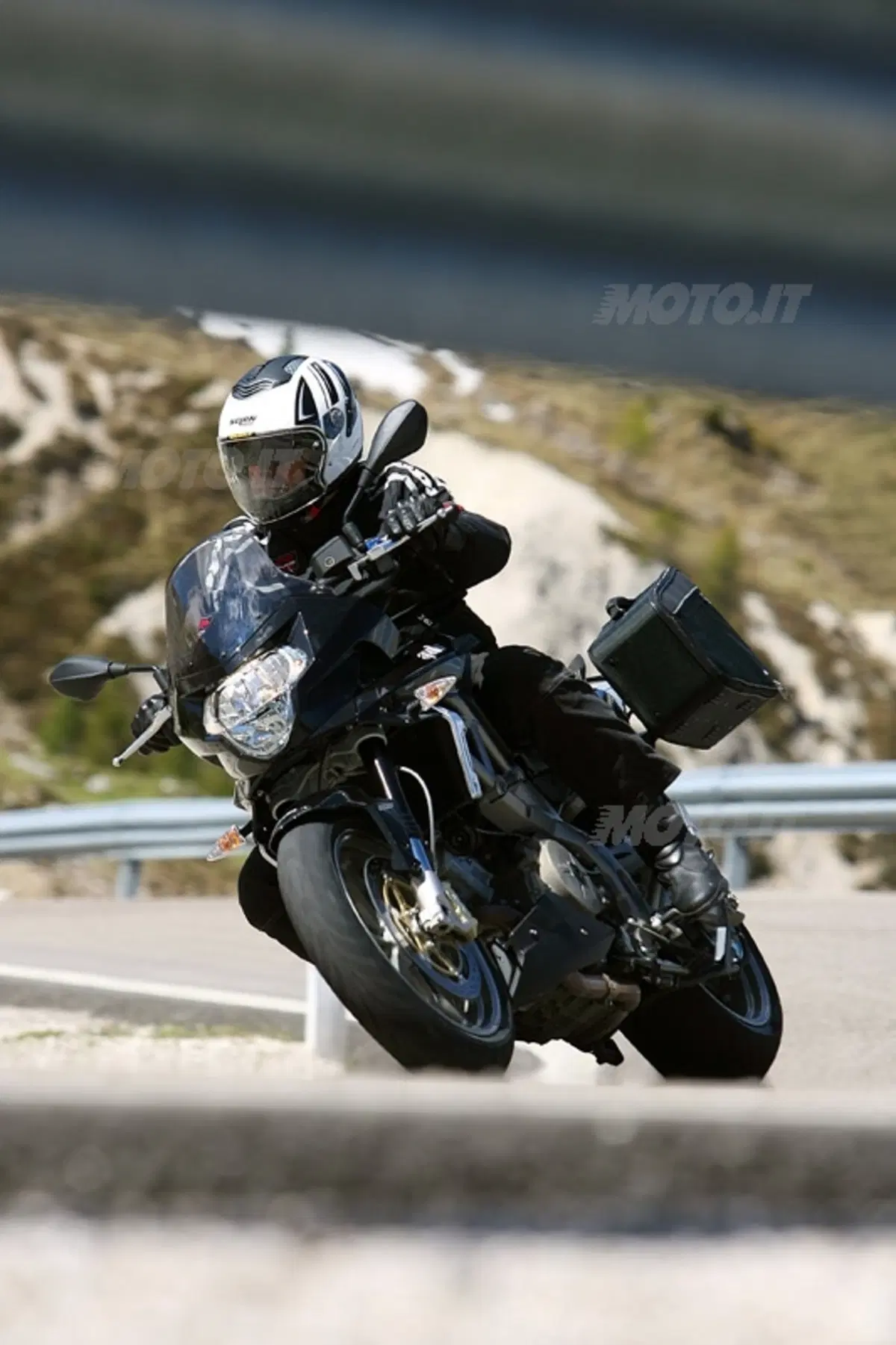 APRILIA Shiver 750 GT - Mana 850 GT (13)