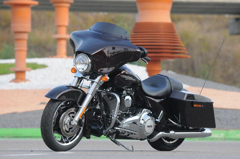 Harley-Davidson Touring 1690 Road Glide (2007 - 12)